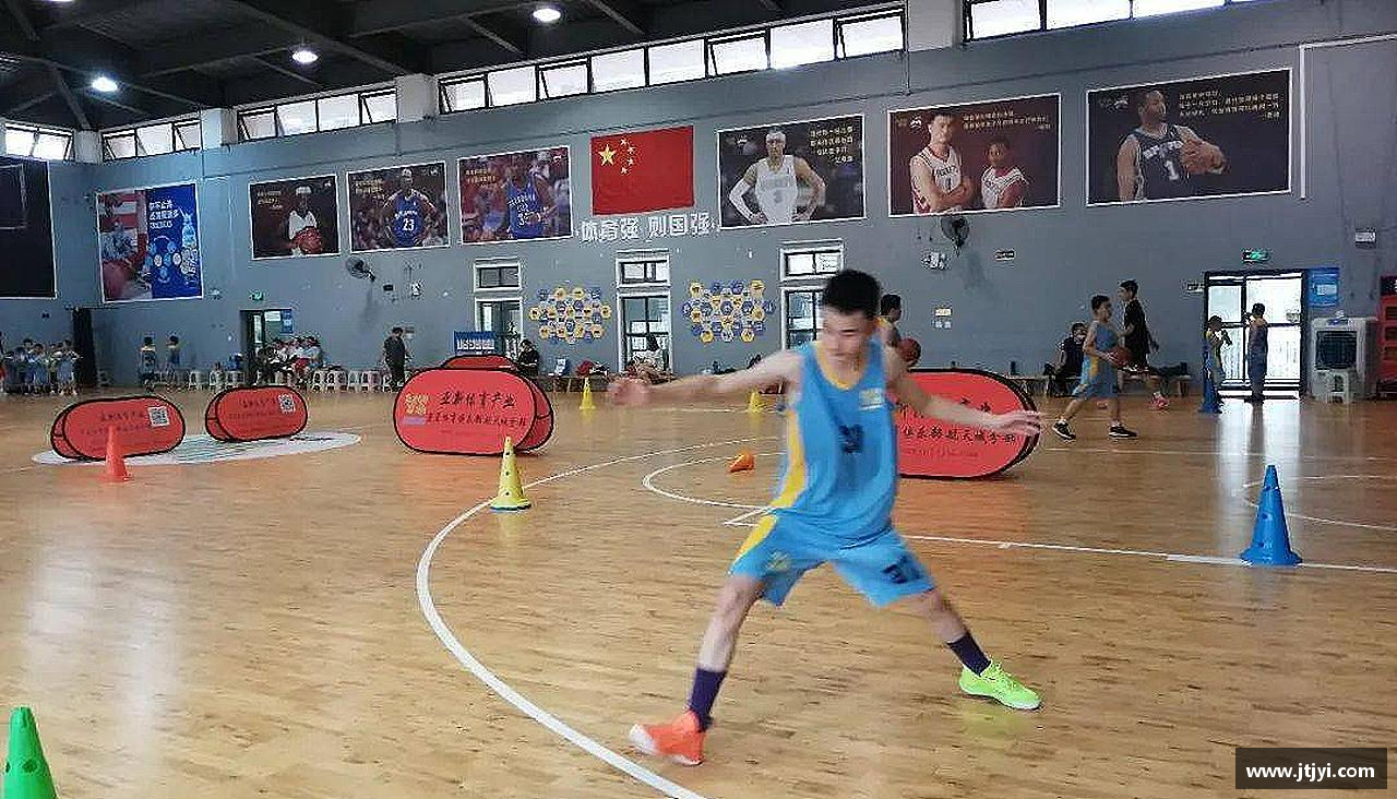 ballbet贝博BB艾弗森无惧失败，追逐胜利！